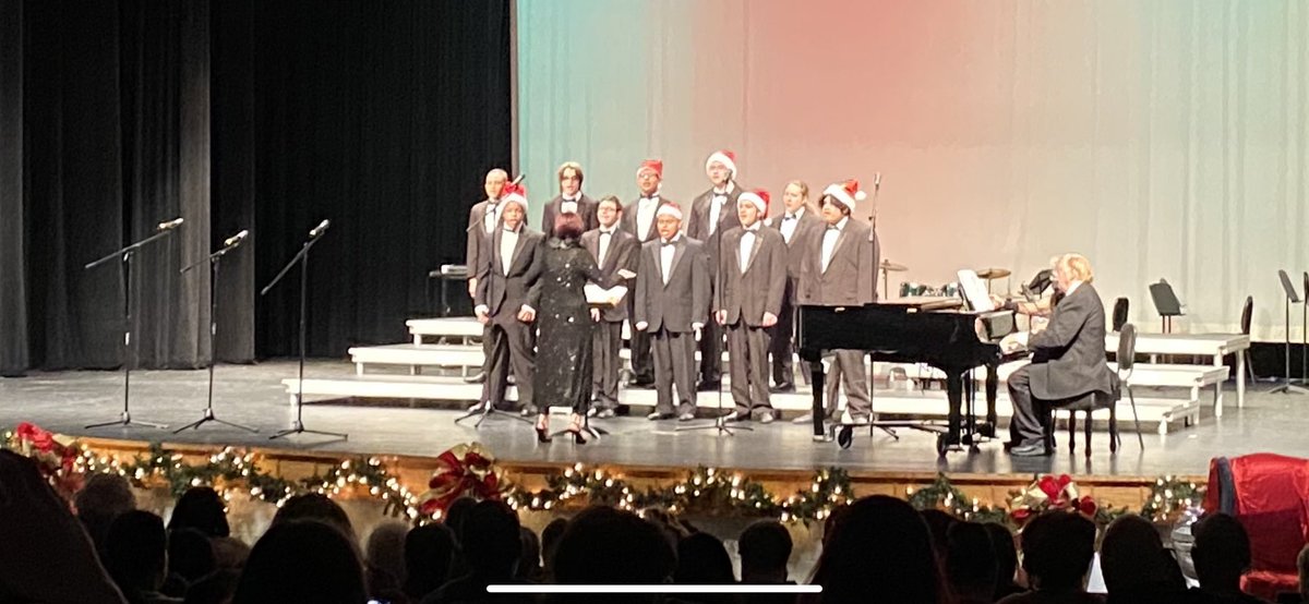MrsBalint's tweet photo. Last night’s Choral Concert was really wonderful!   Great job @OneOsbourn students!! @OsbournPrin @mymcpsva https://t.co/oKaIx8XLpZ