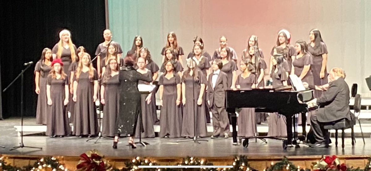 MrsBalint's tweet photo. Last night’s Choral Concert was really wonderful!   Great job @OneOsbourn students!! @OsbournPrin @mymcpsva https://t.co/oKaIx8XLpZ