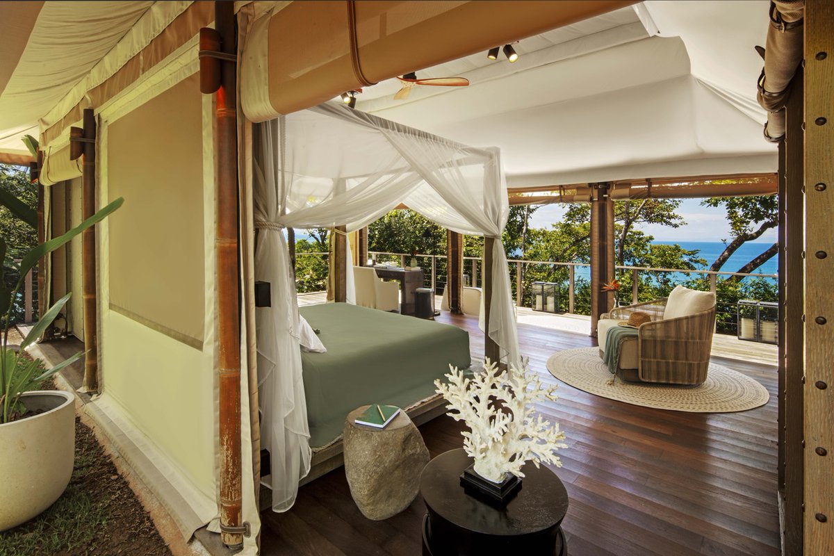 Our Tented Casita is the epitome of stylish indoor-outdoor living 💫 

Find out more about staying in one of our Casitas at islassecas.com/casita/tented-…

#islassecas #visitpanama