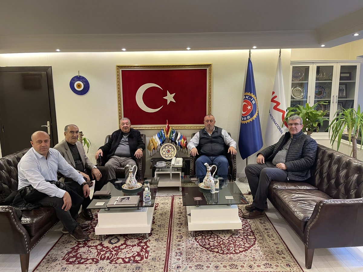 VeliSolak's tweet photo. Konfederasyonumuz @turkiskonf Ege Bölge Temsilcisi Hayrettin ÇAKMAK, Adana Bölge Temsilcisi Edip GÜLNAR, Diyarbakır Bölge Temsilcisi Bahri KARAKOÇ ve Bursa Bölge Temsilcisi Ruhi BİÇER başkanlarımız ziyaretimize geldiler. Kendilerine çok teşekkür ederim.

@TurkiyeHaberis https://t.co/KPeN7xvPzu