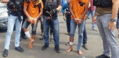 CakArisss's tweet photo. @recehtapisayng Anak jaman sekarang ditembak langsung diterima, gw dulu ditembak lari dlu cuk. https://t.co/hO2uCPG0u9