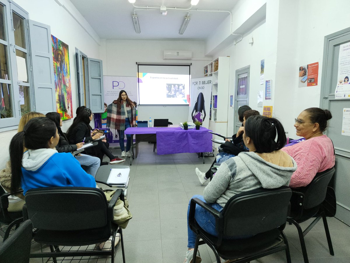 PorTiMujerONGD's tweet photo. Clausura de la tercera edición ‘Escuela de Acogida Por Ti Mujer: ciudadanía migrante en acción’ [Fotos]: https://t.co/K7GXcB7W8H https://t.co/FM9pKGZIJR