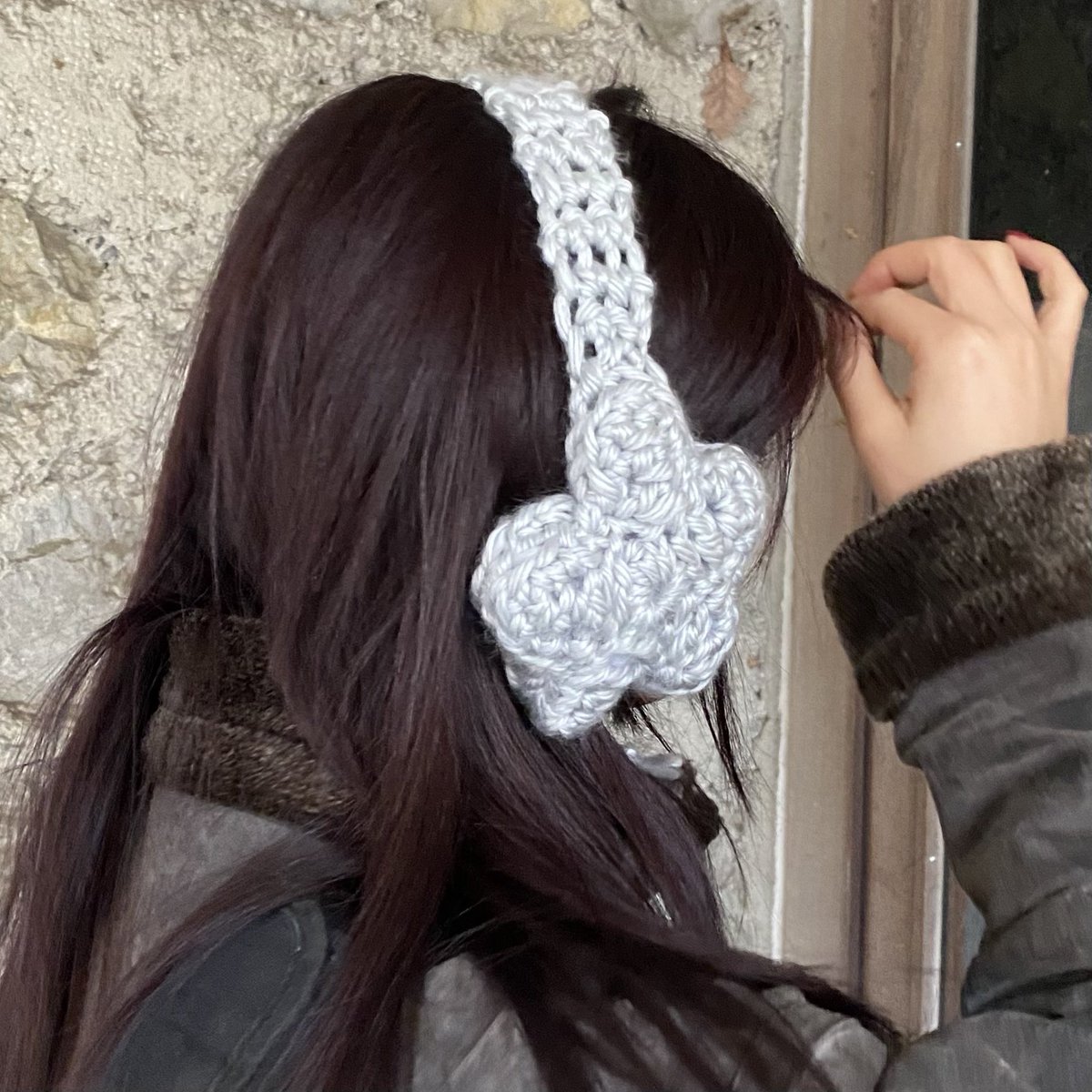 hyeoggeut's tweet image. lately