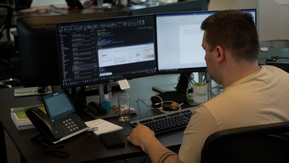 Je ontvangt vast veel nieuwsbrieven, misschien iets te veel. Weet je niet waar een nieuwsbrief vandaan komt? Vanaf nu wel, als je de nieuwste Tip van Timo leest. 👉📫 zcu.io/SnH9  #baasineigenmailbox #email #ITSecurity #spam #phishing