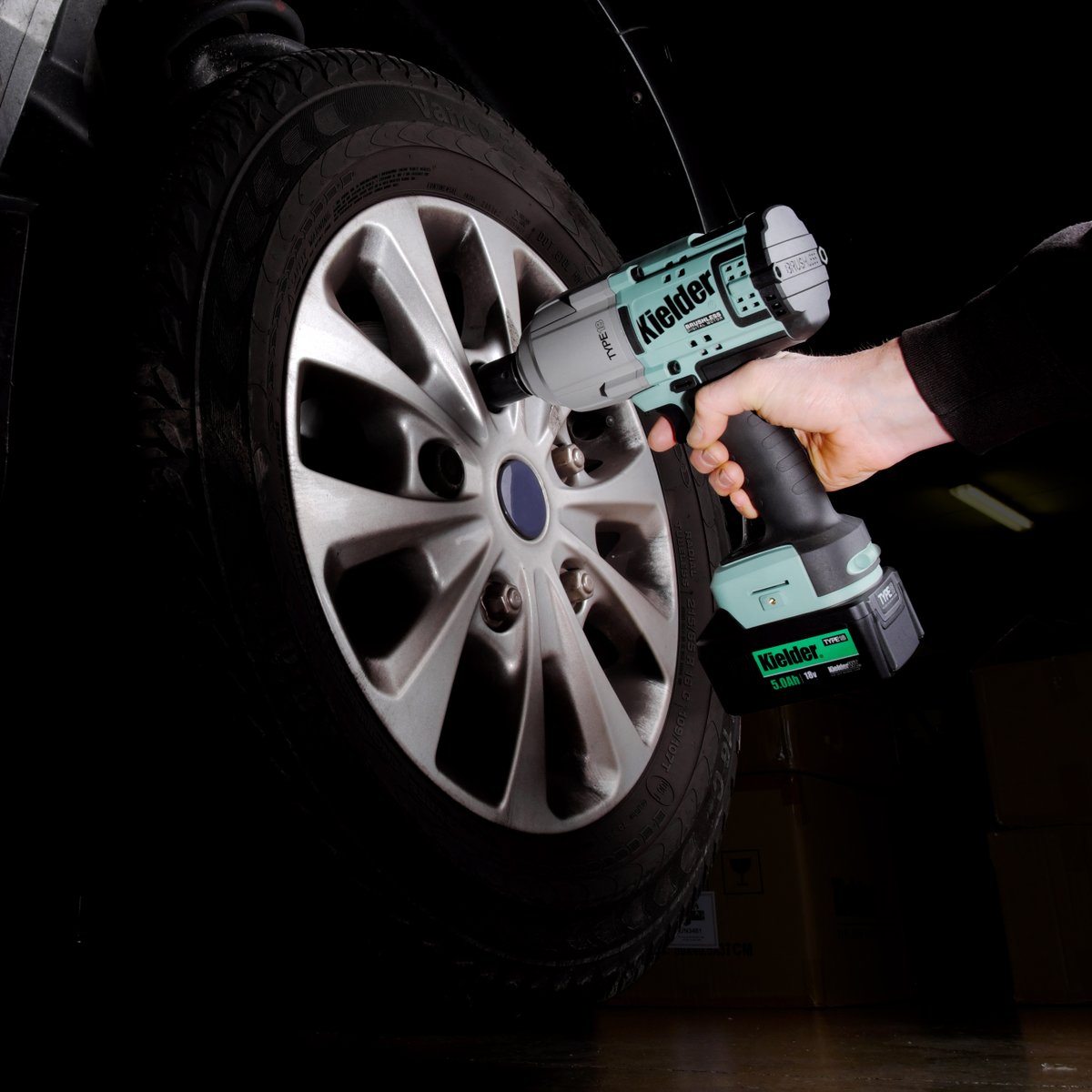 ⚡️ Massive 1050Nm tightening torque, plus up to 1790Nm of breakaway torque.
⚡️ 3 torque and speed modes.
⚡️ Integrated LED light illuminates the work area from the base of the tool.

Available now as a kit or bare 👉 kielder.co/collections/1-…