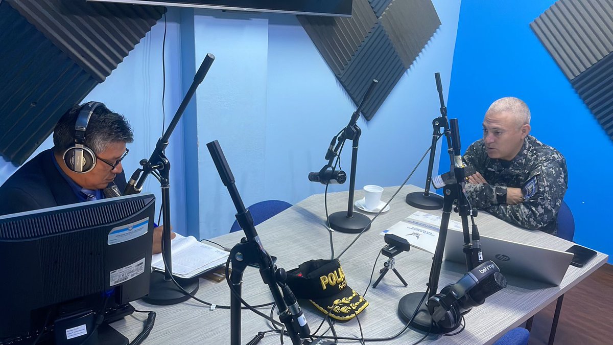 Policía Ecuador on Twitter "🔴EN VIVO Entrevista a nuestro 