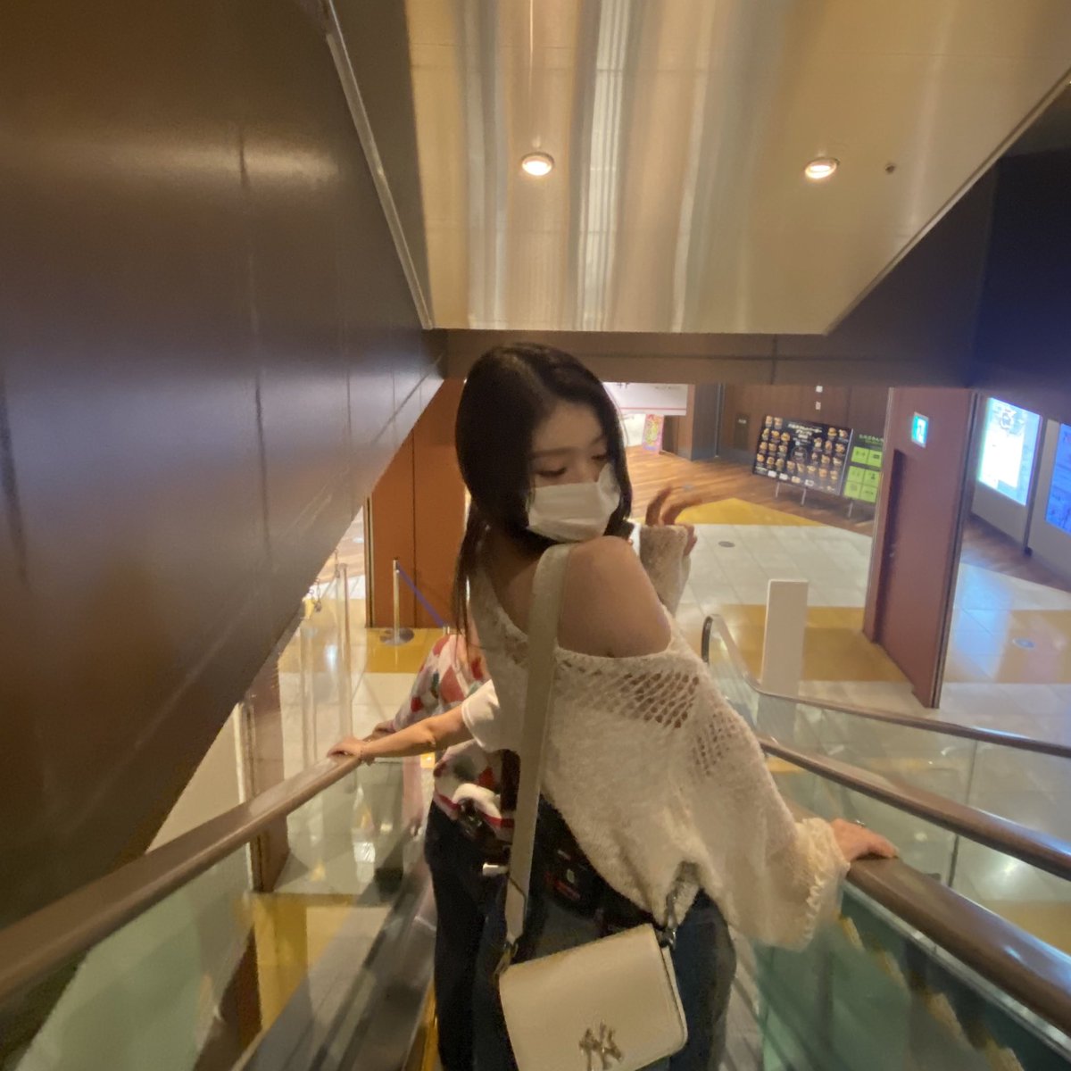 sxtlogs's tweet photo. 221209 #XIAOTING 🪐 https://t.co/c5hyQqalAB
