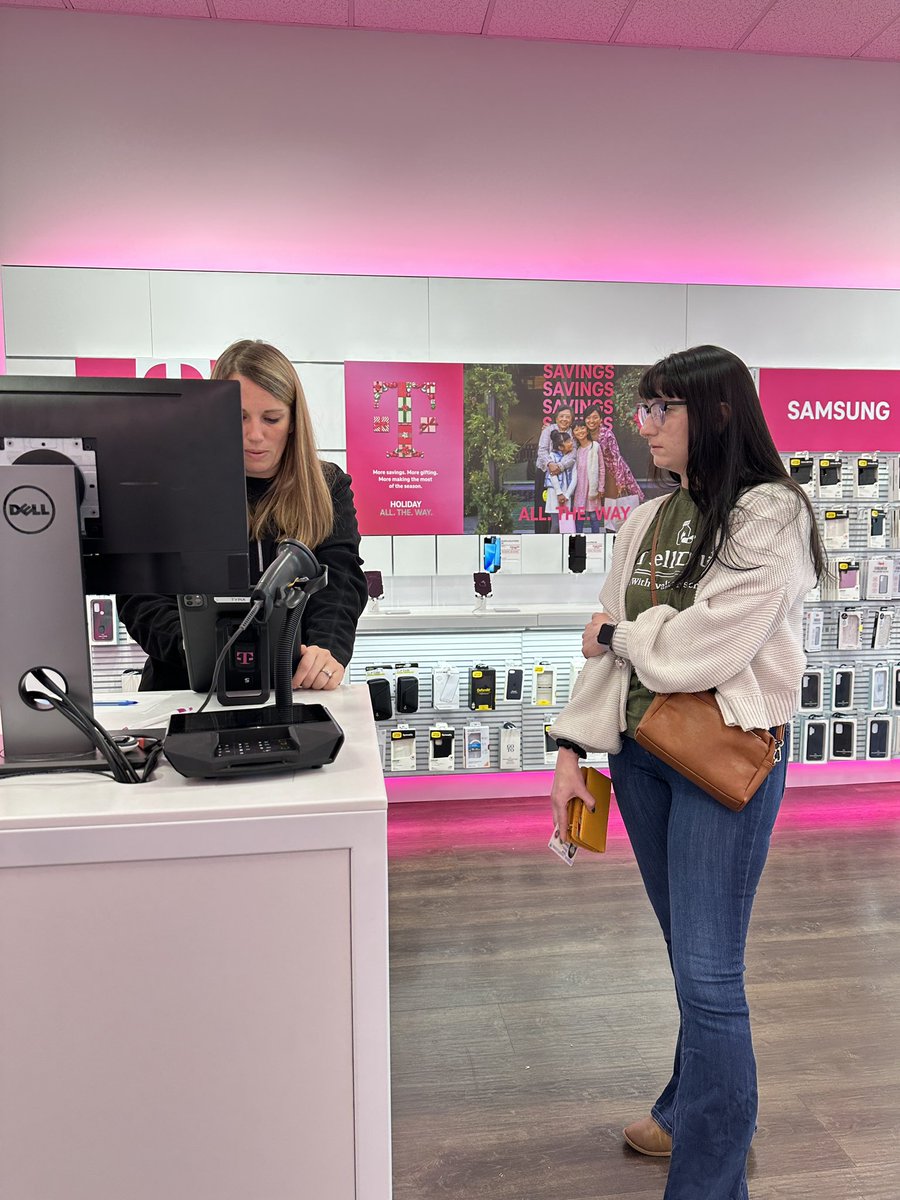 Thanks for spending your birthday in the ⭐️ city <a href="/ktownshend88/">Kelly Townshend</a> We appreciate you dropping the knowledge and it was nice to see you haven’t lost your sales skills getting that BTS😎 #myleadersoldabtsdidyours