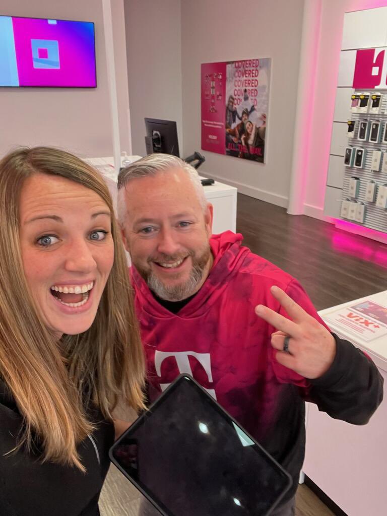 moleworld's tweet photo. Thanks for spending your birthday in the ⭐️ city @ktownshend88 We appreciate you dropping the knowledge and it was nice to see you haven’t lost your sales skills getting that BTS😎 #myleadersoldabtsdidyours https://t.co/dclEF96aFD