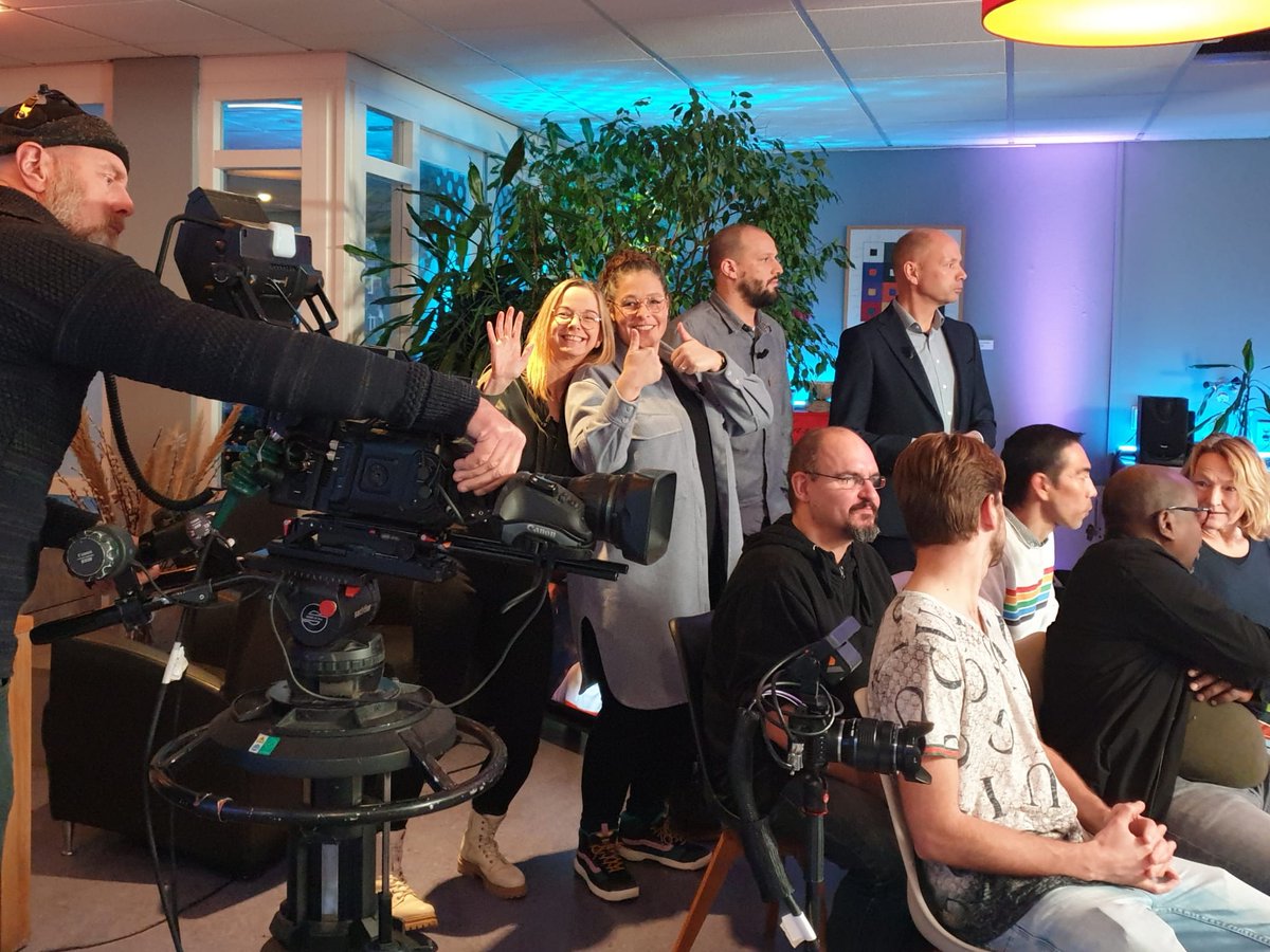Kijktip: zondag 11 december om 22:40 bij <a href="/omroephuman/">HUMAN</a> op <a href="/NPO2/">NPO 2</a> het programma <a href="/DeTribuneHUMAN/">De Publieke Tribune | HUMAN</a> over de waarde van ervaringsdeskundigheid en zelfherstelcentra bij herstel van een psychische aandoening. Meer hierover lees je hier: human.nl/de-publieke-tr…