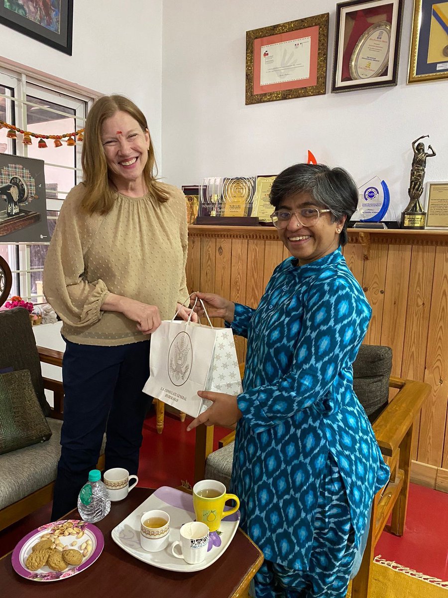 As the #16DaysOfActivism draw to a close, I was honored to meet our partner and #antitrafficking leader @sunita_krishnan to learn more about @prajwala_india’s efforts to #endhumantrafficking and explore how the US Consulate in #Hyderabad can continue to support their good work.