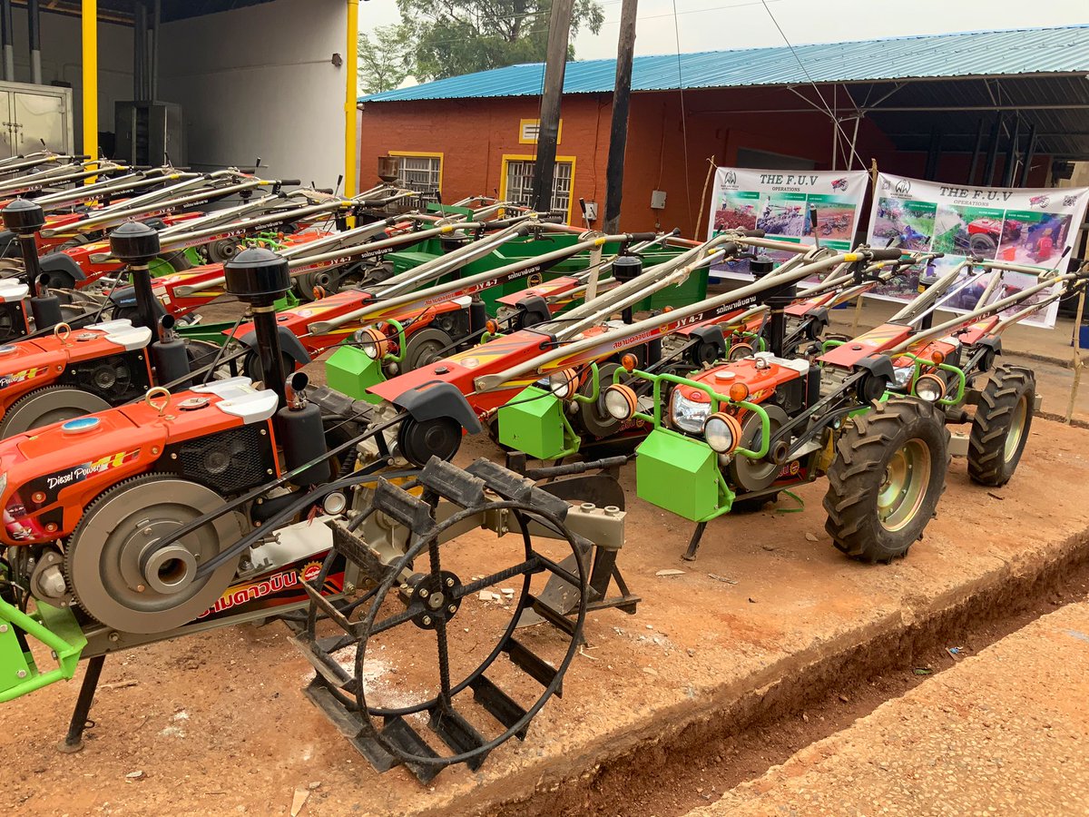 MAAIF_Uganda's tweet photo. The walking tractors, also referred to as walk-behind tractors are multi-purpose tractors and can be used for opening up land, planting, plowing, slashing, transporting harvested produce, transporting inputs like fertilizers on the farm and silage making.
#AgMechanizationUG https://t.co/Ynk23YZupO