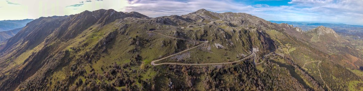 AsturCycling's tweet photo. Route 3 - The King Angliru
#angliru #riosa #morcin #lifestyle #photo #naturephotography #landscapephotography #naturalparadise #travel #cyclinglife #cyclinginasturias #cyclingexperience #explore #asturcycling #nature #roadslikethese #roadcycling #travel #luxurytrip 🌍: Angliru https://t.co/DHUpv9JTeb