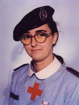 MinisteroDifesa's tweet image. "29 anni fa Maria Cristina Luinetti, del Corpo Infermiere Volontarie @crocerossa, in missione umanitaria a Mogadiscio perse la vita per difendere l'ospedale dove operava. Ricordiamo questa coraggiosa donna, prima italiana caduta in missione di pace", così il Min @GuidoCrosetto