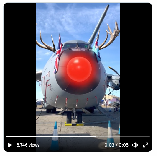 simon_lhs's tweet photo. @airtattoo :-) https://t.co/0sa4hth3VK