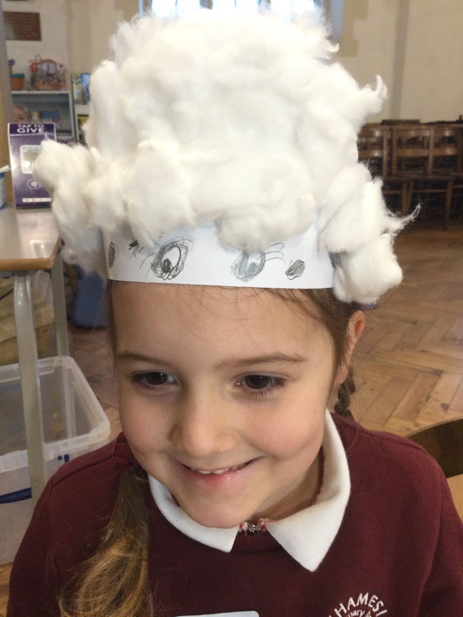 ThamesideSch's tweet photo. A trip to St. John’s church to bring the Christmas story to life. Thank you so much for having us and thank you to all the parent helpers too. #YSCtps #REtps #thechristmasstory https://t.co/RBK4AGr6oi
