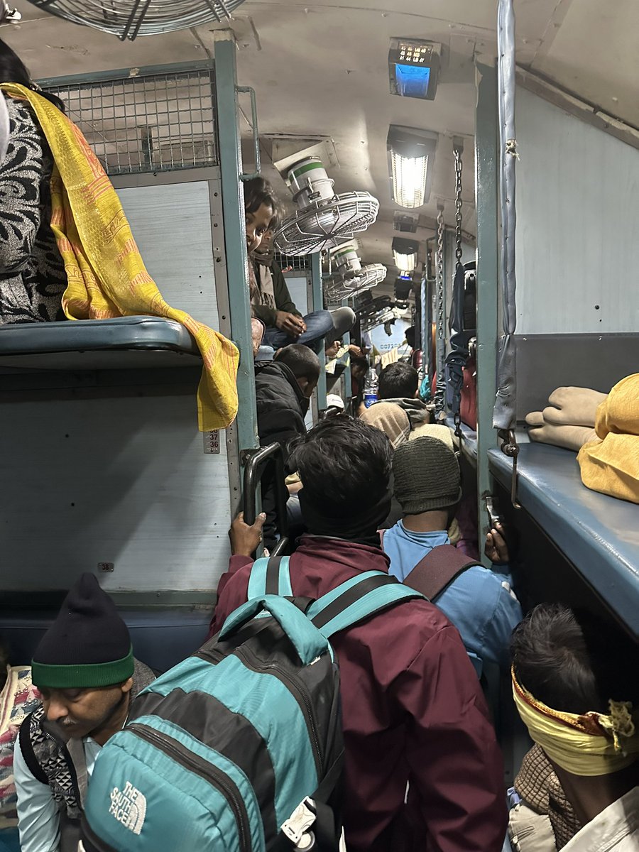 sach_in_gupta's tweet photo. @PMOIndia @AshwiniVaishnaw please see the state of the a sleeper coach in the Darbhanga Secunderabad Express No. 17008. We have some senior citizens in the coach who cannot even reach the toilet. I request you to please look into the matter. https://t.co/1G1jUkdlaX
