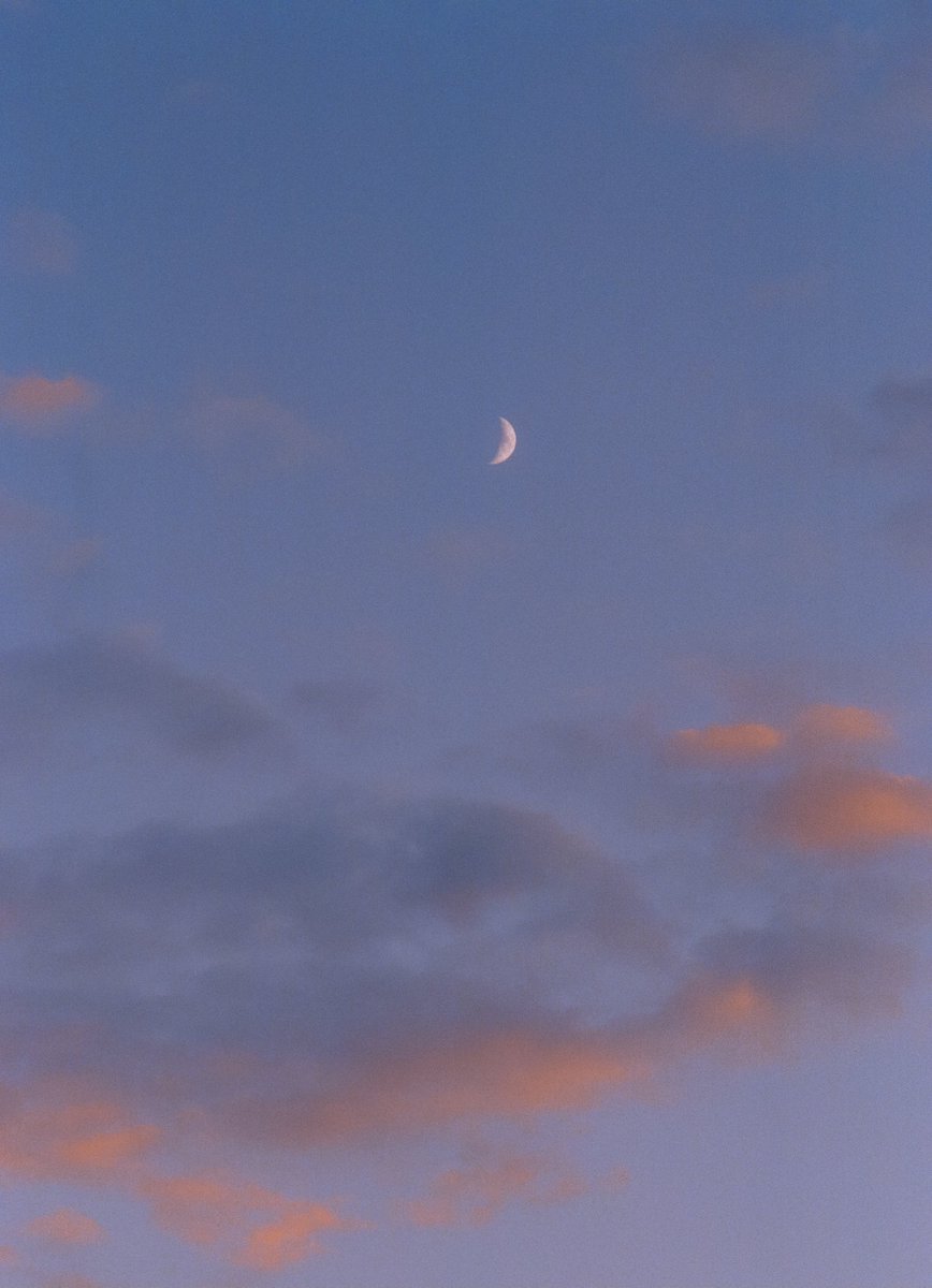 AlexKittoe's tweet image. Photos I took of the moon 🎞