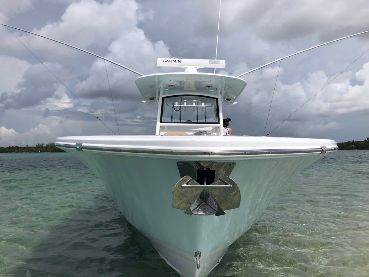 taco_marine's tweet photo. Brightness, night or day. TACO Rub Rail Navigation Lights are sleek, low-profile lights designed to allow for cleaner, open decks with non-obstructed view points. Shop now and save 10% with code TACO10 on https://t.co/M9UMXCTo2t.
#tacomarine #navigationlights #sportsmanboats https://t.co/3F4ibjfpGG