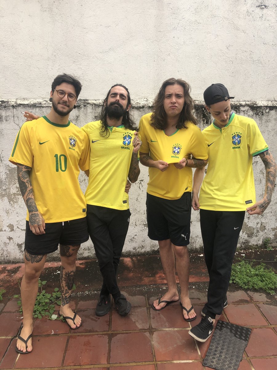 bandapappajack's tweet photo. A torcida da Pappa Jack tá ON! 🇧🇷

Bora de palpite nos comentários? 
Hoje o BR ganha de quanto? 😎

#BandaPappaJack https://t.co/bE7I0VA7fU