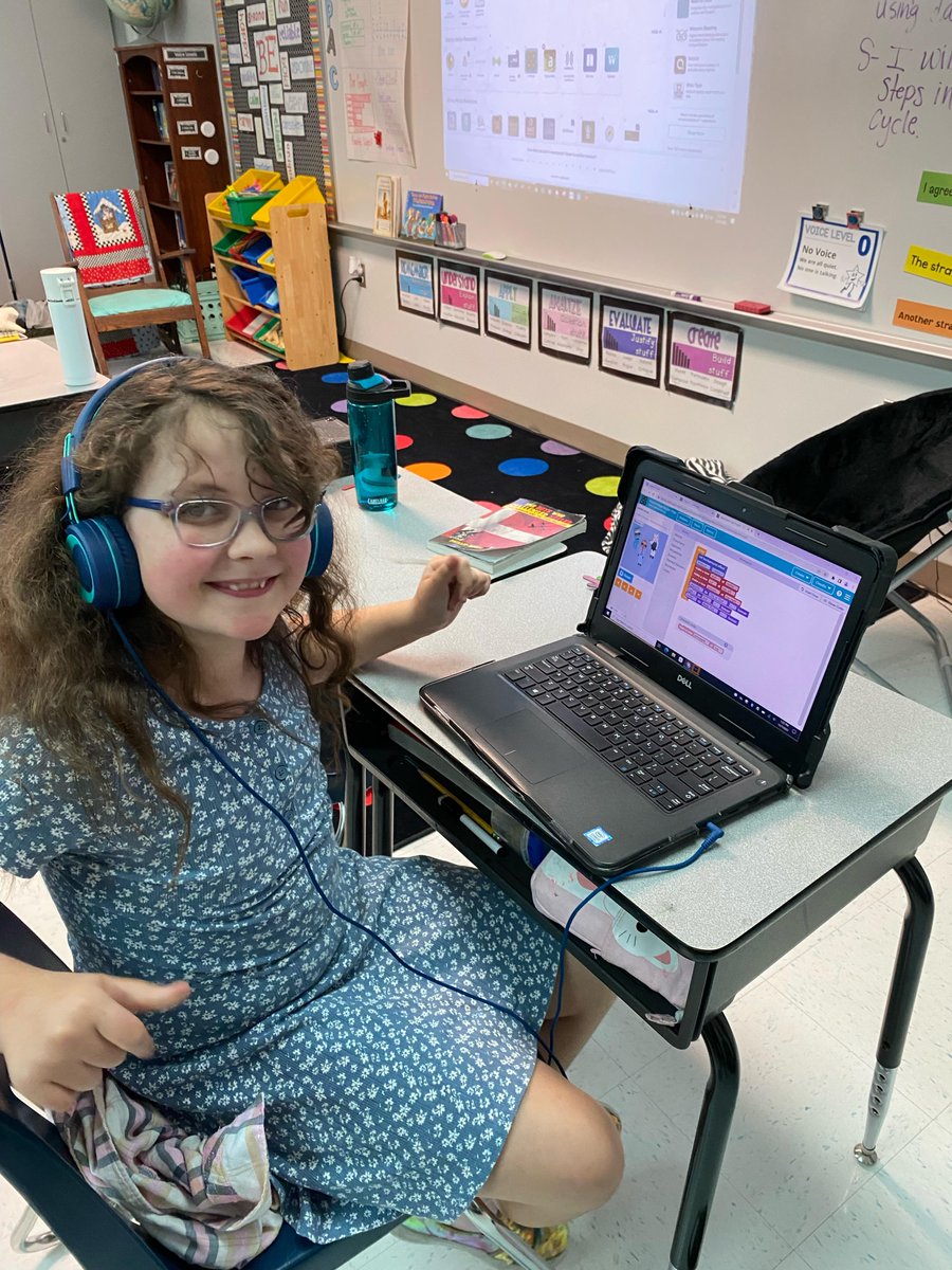 PearlandISD's tweet image. 💻🖱⌨Mrs. Rodriguez&apos;s fourth-grade class from Silverlake participated in an Hour of Code lesson. The Hour of Code has become a worldwide effort to celebrate computer science! #WeAreKnowledgeable #BuildPearlandProud