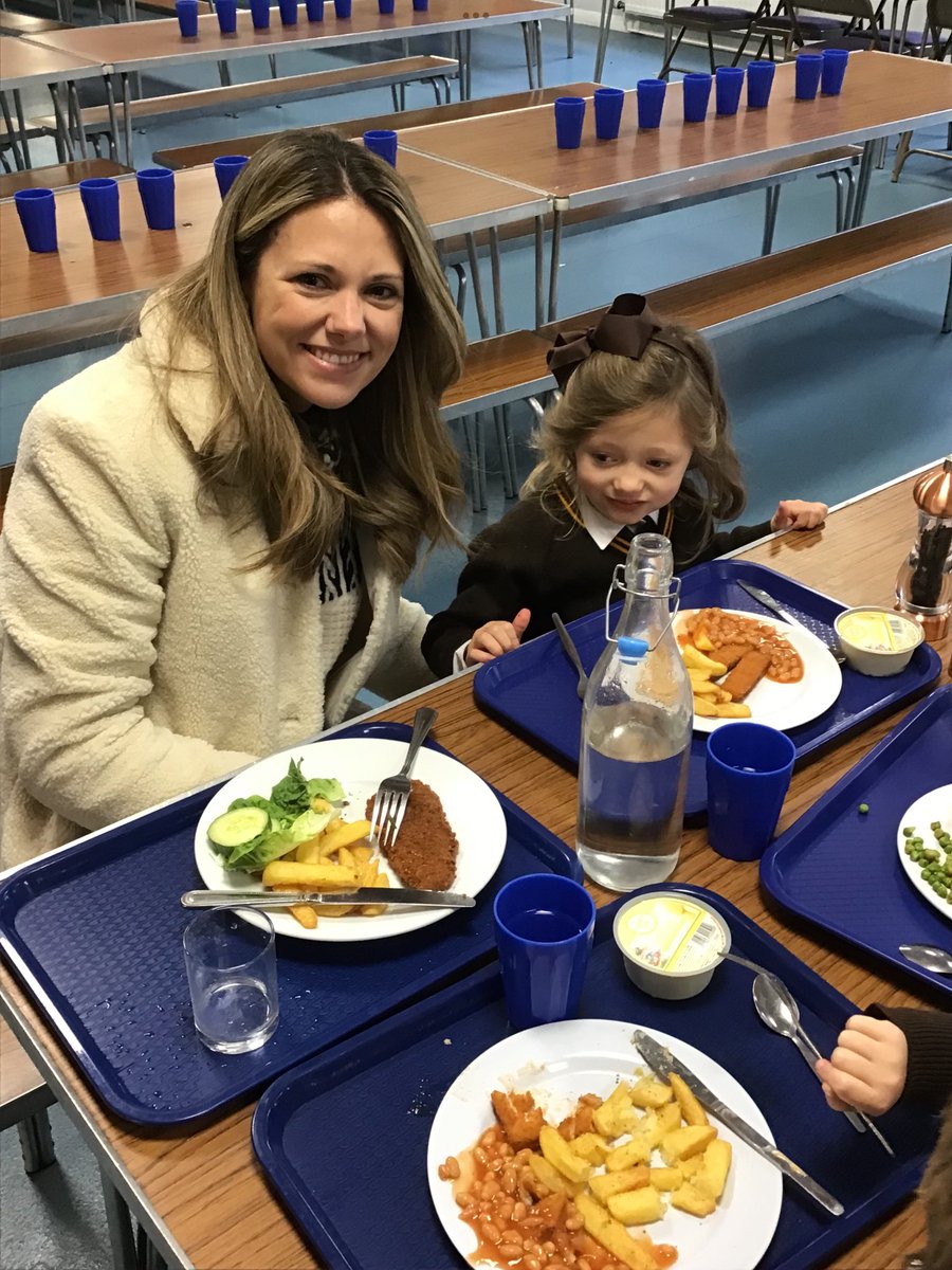 St Hilary’s Deputy Head (@gmitchellsthil1) on Twitter photo Look who won the #Cutlery Award for their outstanding #manners! <a href="/StHilarysSchool/">St Hilary's School</a> #SurreyPrep #politeness #kindness Look who won the #Cutlery Award for their outstanding #manners! <a href="/StHilarysSchool/">St Hilary's School</a> #SurreyPrep #politeness #kindness