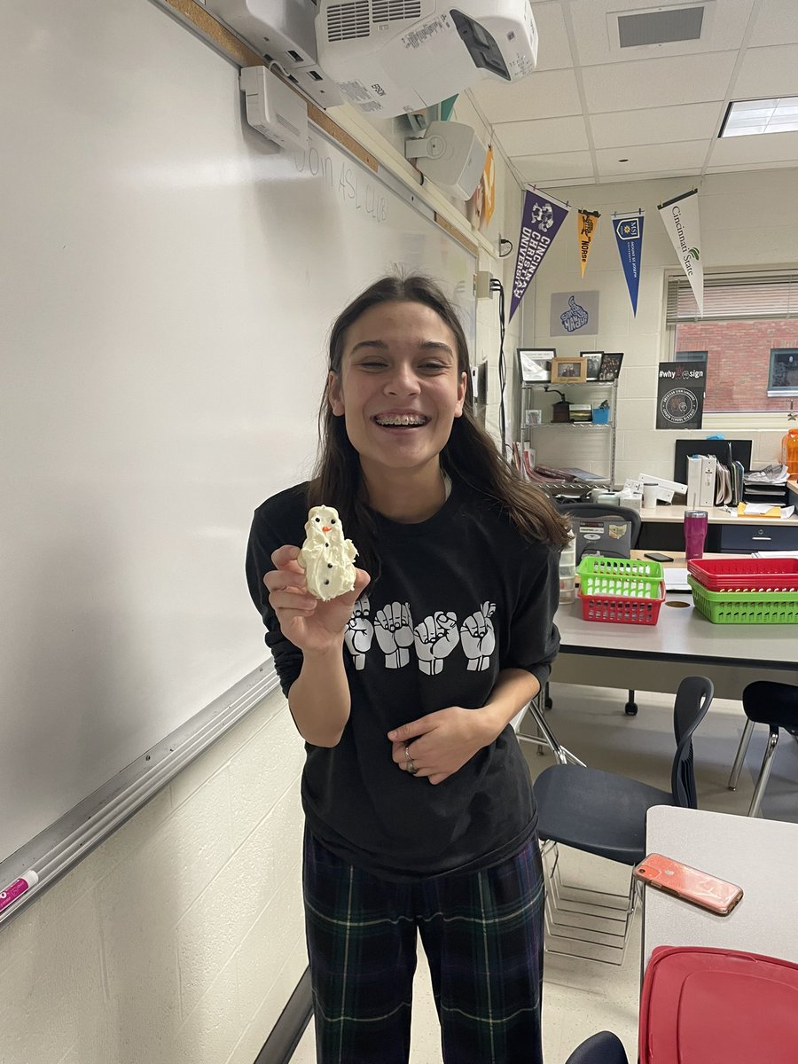 White Elephant + Snowman cookies!