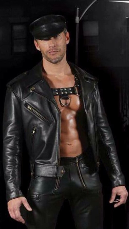 Frank Kolt Leatherman 22K on Twitter "hot as hell Leatherman 🔥🔥🔥 look