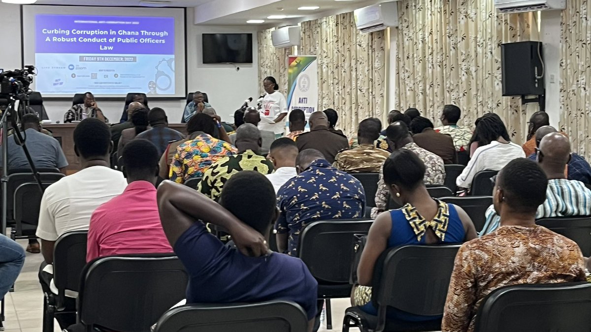 GACC_GHANA's tweet photo. We stand a better chance of detecting, punishing and or preventing corruption with a Robust Conduct of Public Officers Law. Let us do it Right! Let us get it right this time!!! -@bemefa the Executive Secretary @GACC_GHANA 
#UnitedAgainstCorruption #IACD2022 https://t.co/FEKEAcOnw0
