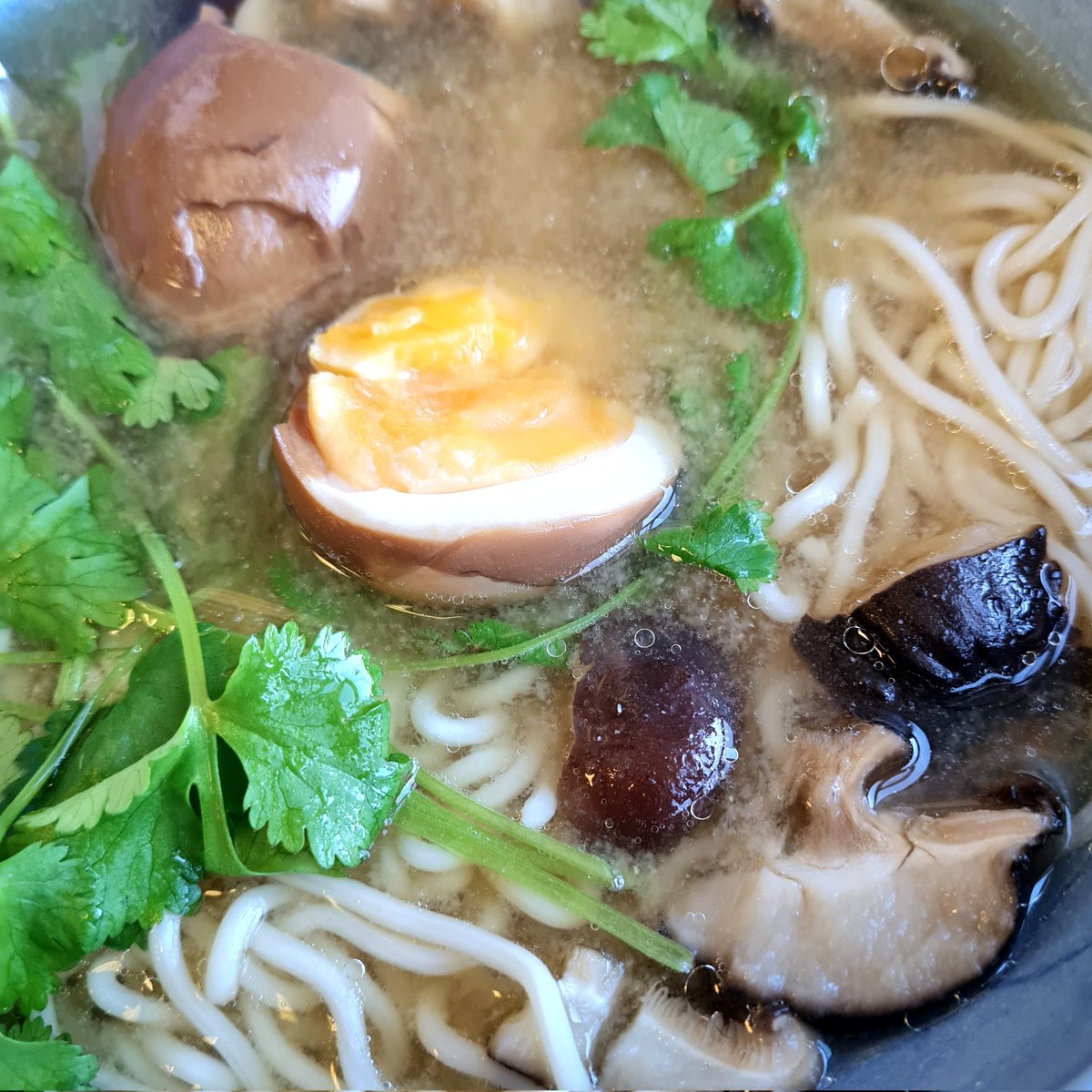 CTDceramics's tweet photo. Miso and shiitake ramen with seasoned egg and coriander. 

After a bunch of iterations, I'm starting to get the hang of it. https://t.co/qt7kUb0jsE