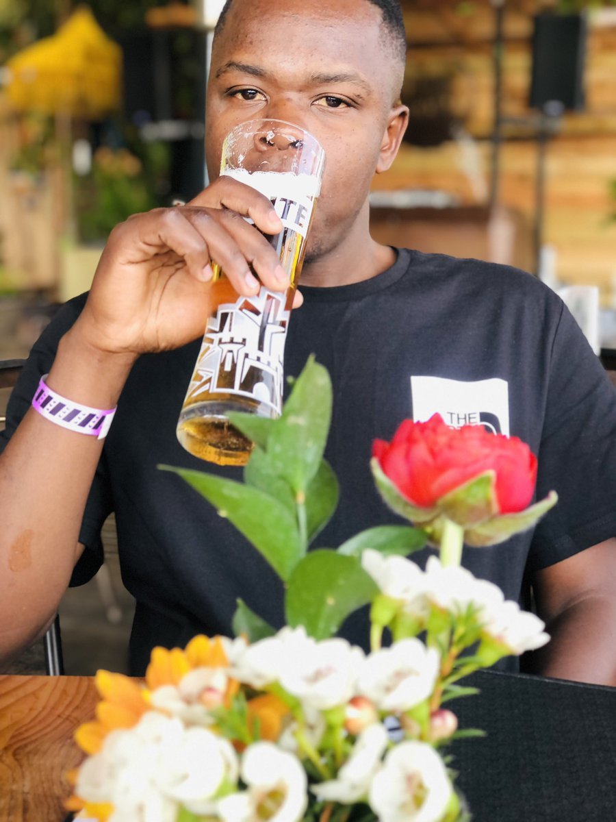 dovhan_d's tweet photo. @castlelitesa #LiteSideof7s https://t.co/J3pquTirRB