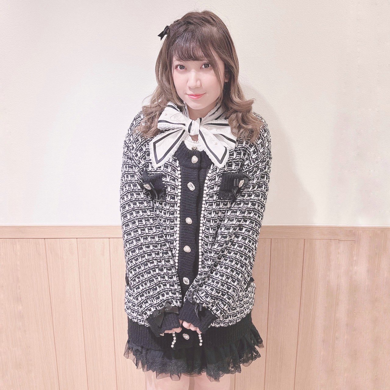 メーカー直売所 LIZ LISA on X:  カーディガン