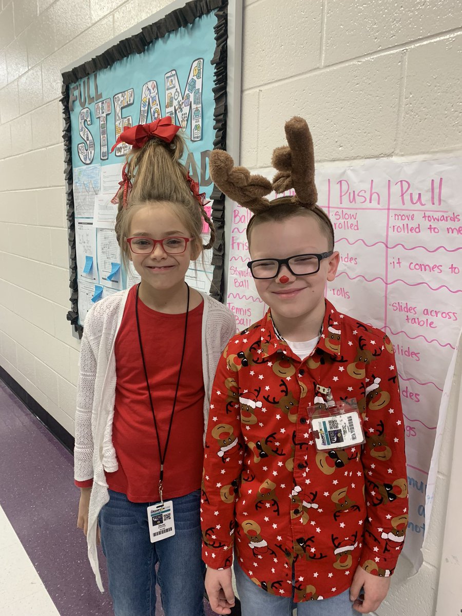 DebbieSkaggs8's tweet photo. We have the jolliest students and staff in town @HES_HCS as we learn and laugh our way through the 12 days before break! @Tyler_Teaches https://t.co/iwN3J7rOwh