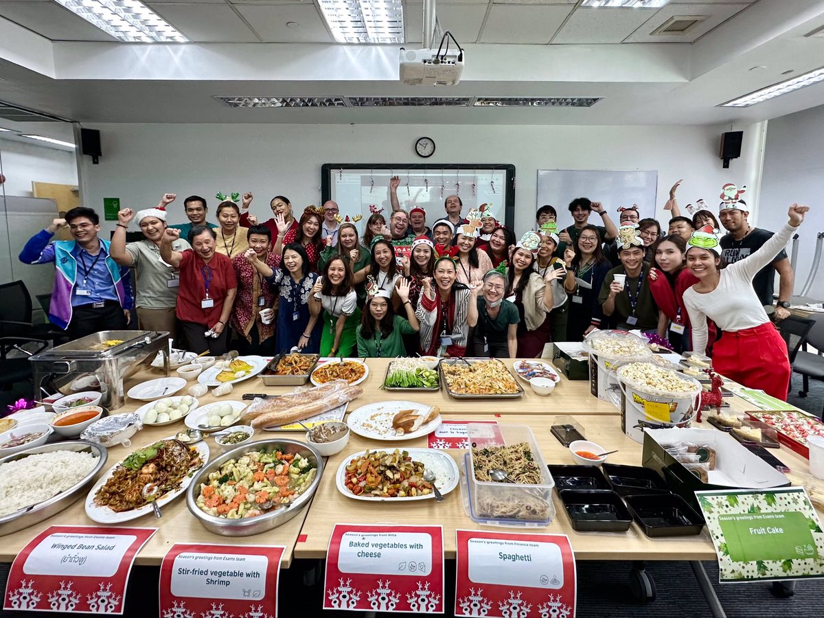HelgaStellBC's tweet photo. Reconnecting across British Council Thailand today made my heart sing. Not had such a gathering since I joined in Jan 21 😍 https://t.co/maGBTvPcXa