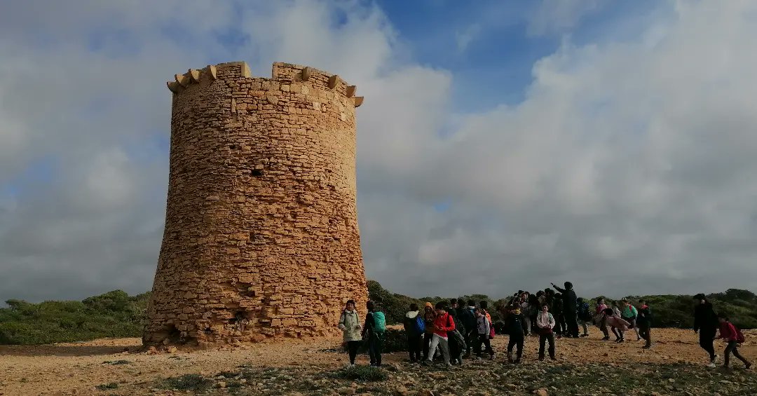 es_cda's tweet photo. S'Estalella 💚!
Un entorn privilegiat que l'alumnat del
#ceiprafalvell ha pogut conèixer i gaudir de les coses que ens ofereix #racodesarena #fardepuntaplana #torresdedefensa #plastics #microplastics #mediambient #protecció #educacioambiental #posidonia #pedreres
Gràcies 🌏💚 https://t.co/BhnYQj3aqn