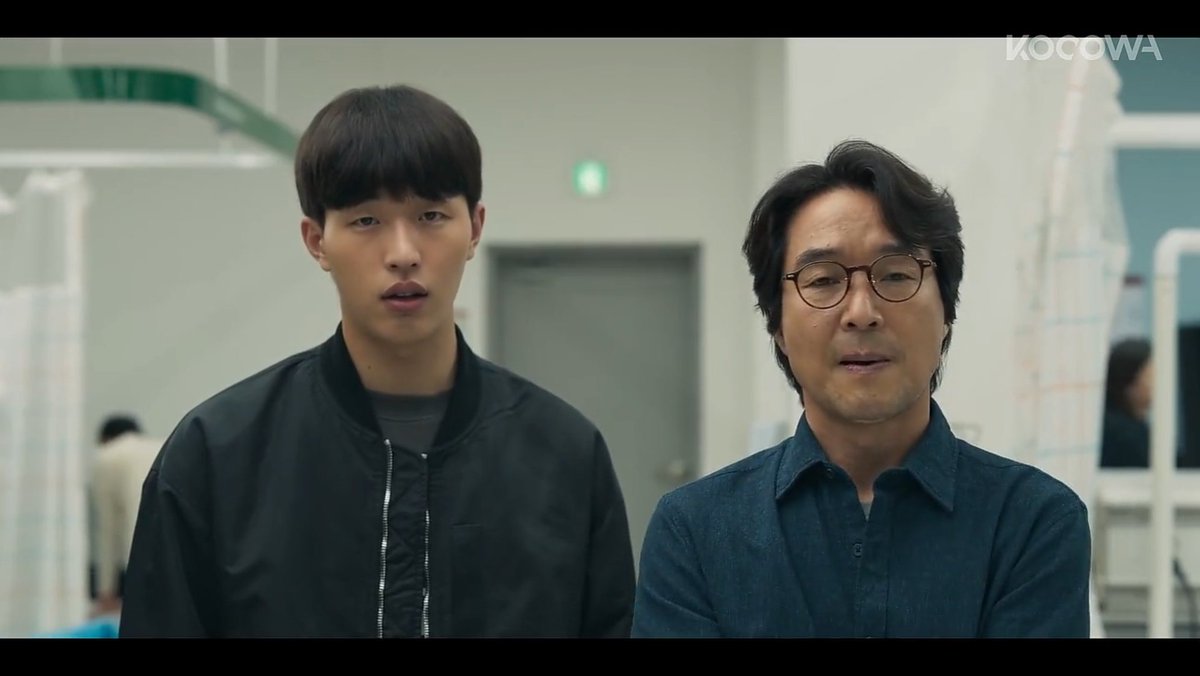 kdramatreats's tweet photo. #RecipeForFarewell is one of my fave ongoing dram, it's very heartwarming like the flow of the story is slowly killing me inside because we know how it'll ends 😭

The actors' lines and its narration are so beautifully written correlating them with the food they eat. https://t.co/vfwJ5XnpIm