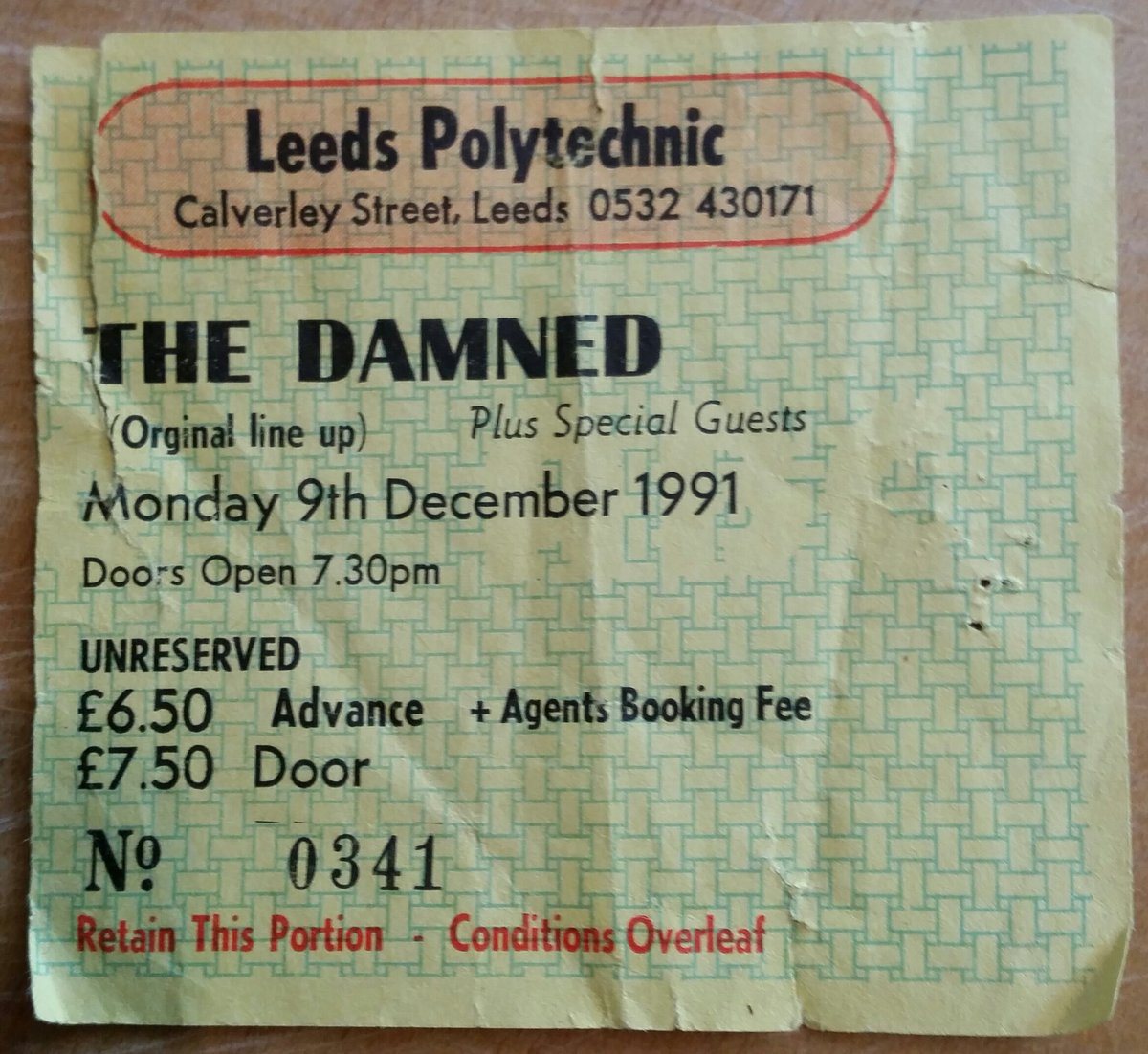 #OTD 31 years ago another night at Leeds Poly to see <a href="/thedamned/">The Damned</a> original line up (not quite how it's spelt on the ticket) They only played their early stuff, brilliant night. So for those that didn't understand and shouted for Eloise at the encore, unlucky 👍