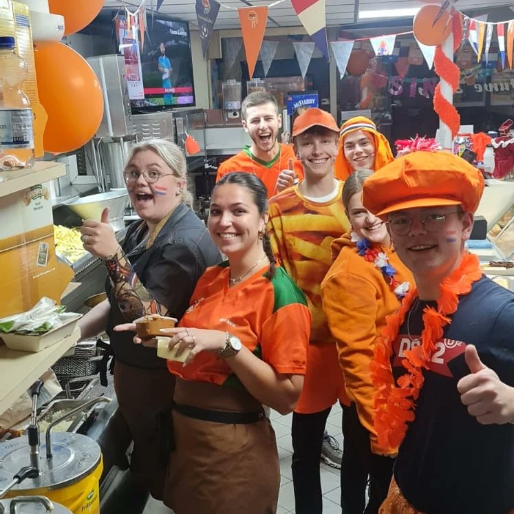 Wij zijn er klaar voor! Is Waddinxveen er ook klaar voor? Op naar een mooie wedstrijd! ouwedorp.nl #WK2022 #WKQatar #wkvoetbal #NedArg