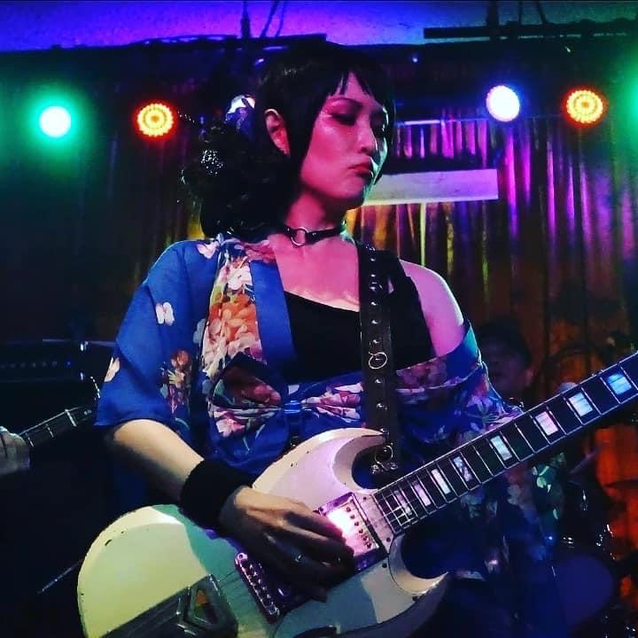 JETTSETT666's tweet photo. 1.月と炎の影に 
2.Crazy Blue 
3. Cat On The Street
4.Le Train Blue 
5.Rock'a Way Beach
6.Have You Ever Seen The Rain 
7.Lemon Tea
8.Shock Game 
@ Necoya in Kannai 2022.11.26
Pic Setsuko 
#女郎屋 #rock #punk #garage #pop #rockandroll #rockabilly #pychobilly #jettsett https://t.co/biF8ZFmqJN