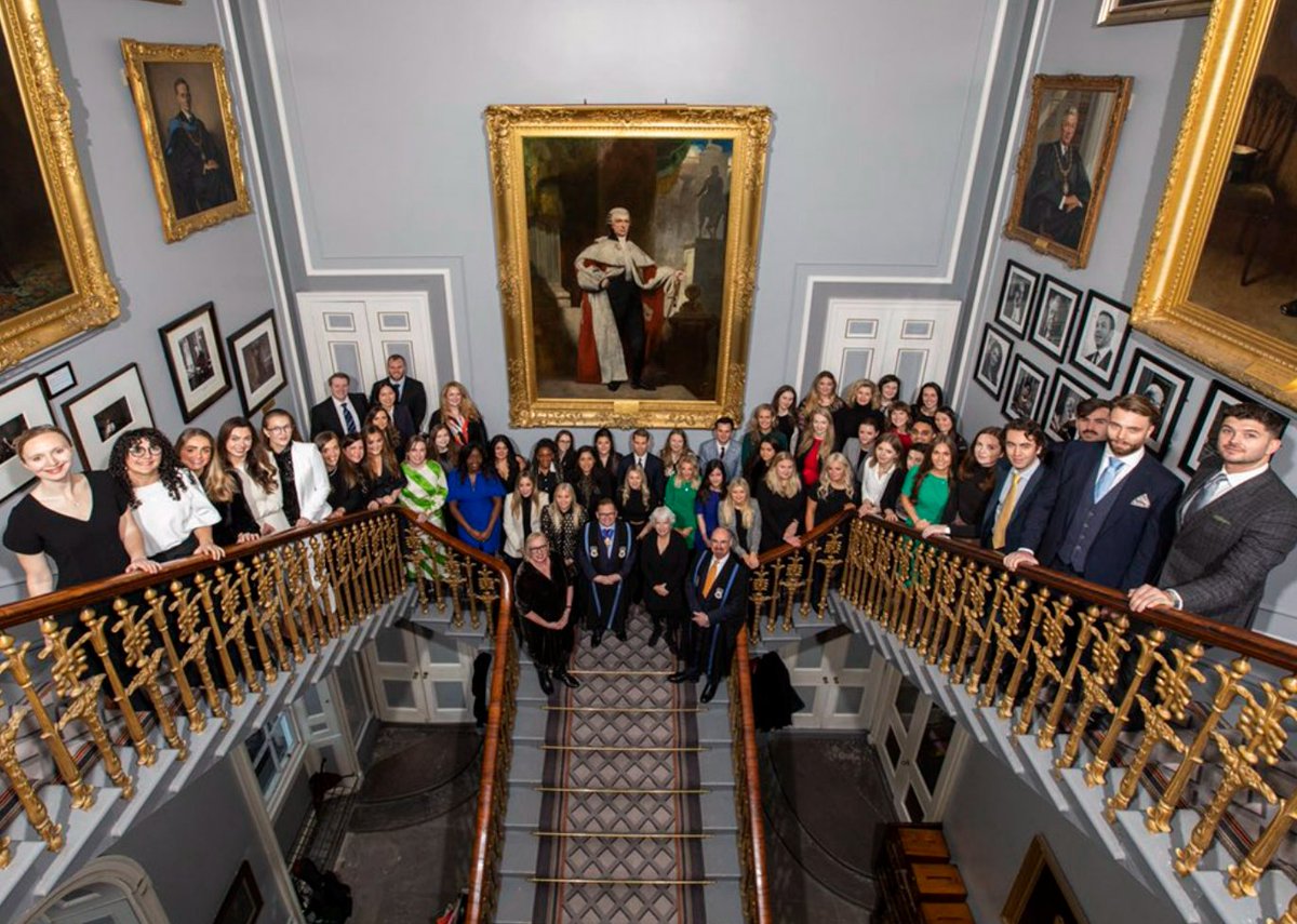 Lawscot's tweet image. 👏Congratulations to the 53 new solicitors admitted to the profession at today’s ceremony!
Well done and we wish you every success in your legal careers.
#NQs #admissionceremony