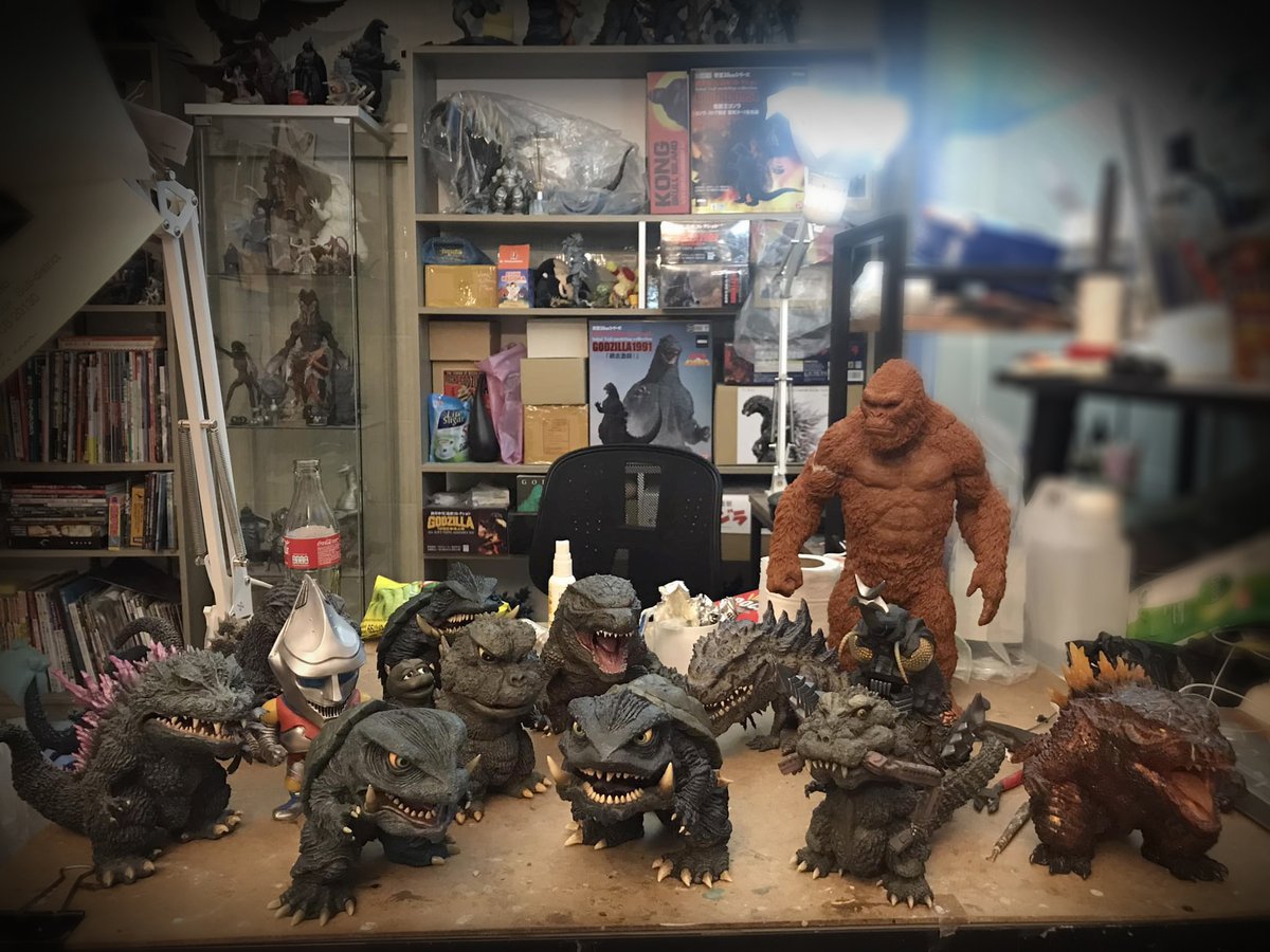 BeninsideAvt's tweet photo. my reference.
#Deforeal #Xplus #kaiju #Godzilla #Gamera #Mothra https://t.co/HmY0vT0pjk
