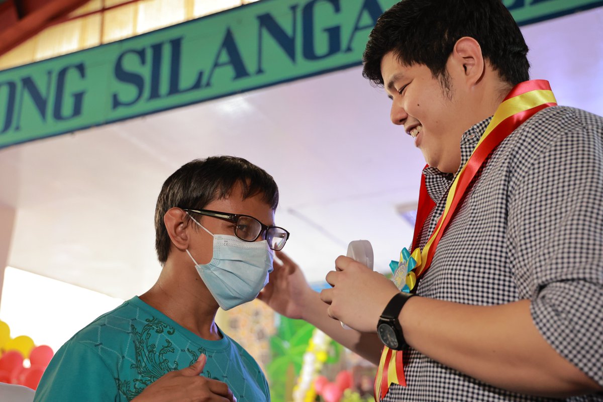 Quezon City Government on Twitter "Ang pamamahagi ng prescription eye