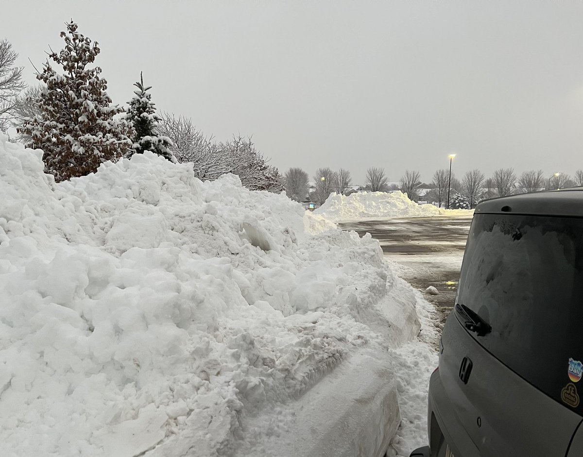 Anybody up for King of the 🏔️? #sdwx #snow