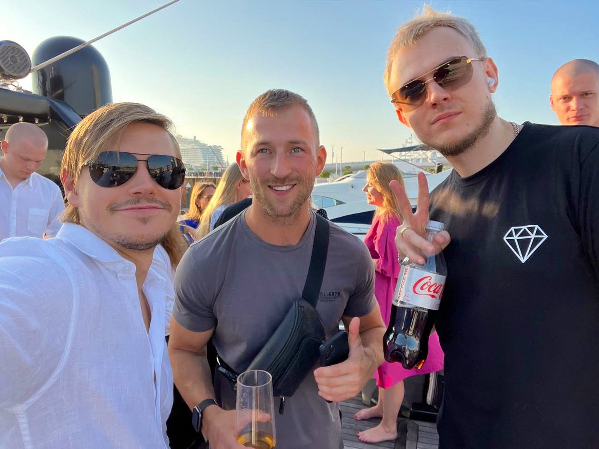 Sviatoslav Gusev’s pics and videos