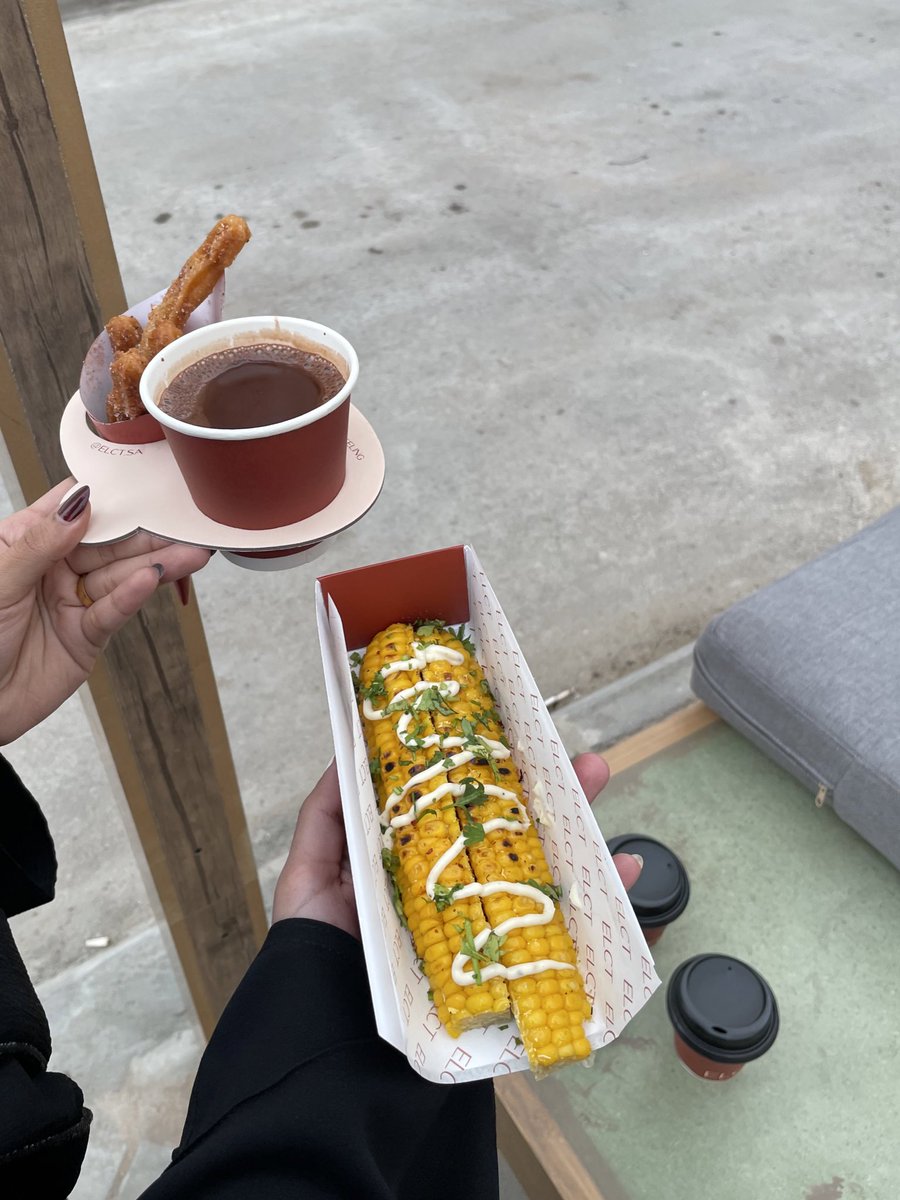 مُبهَم tweet media