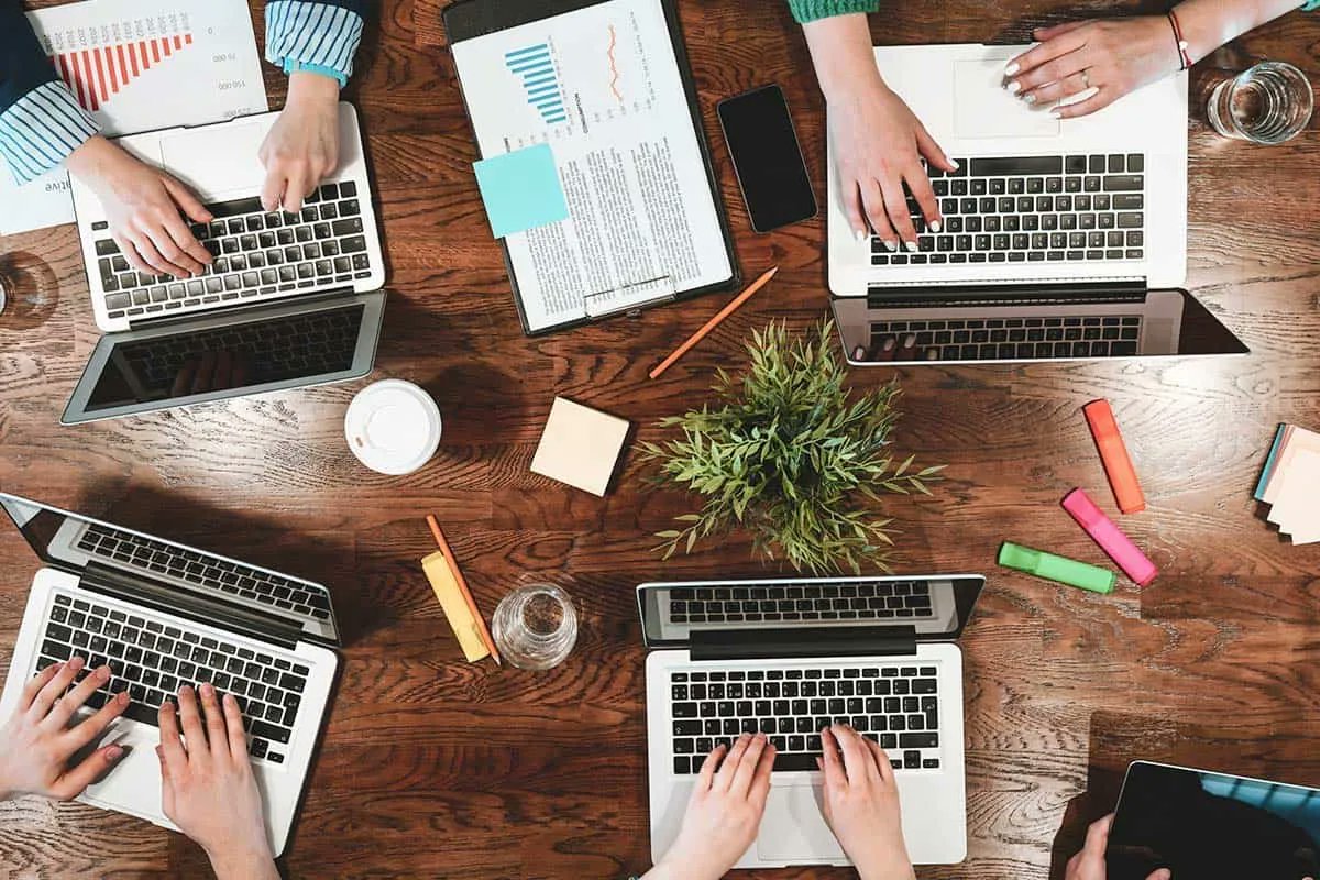 Whatever the motivation to consider coworking, there are just as many reasons that people thrive in a shared workspace. Find yours by taking a test drive at a Corner Coworking location in Cochrane or Okotoks. buff.ly/3uuhvgG