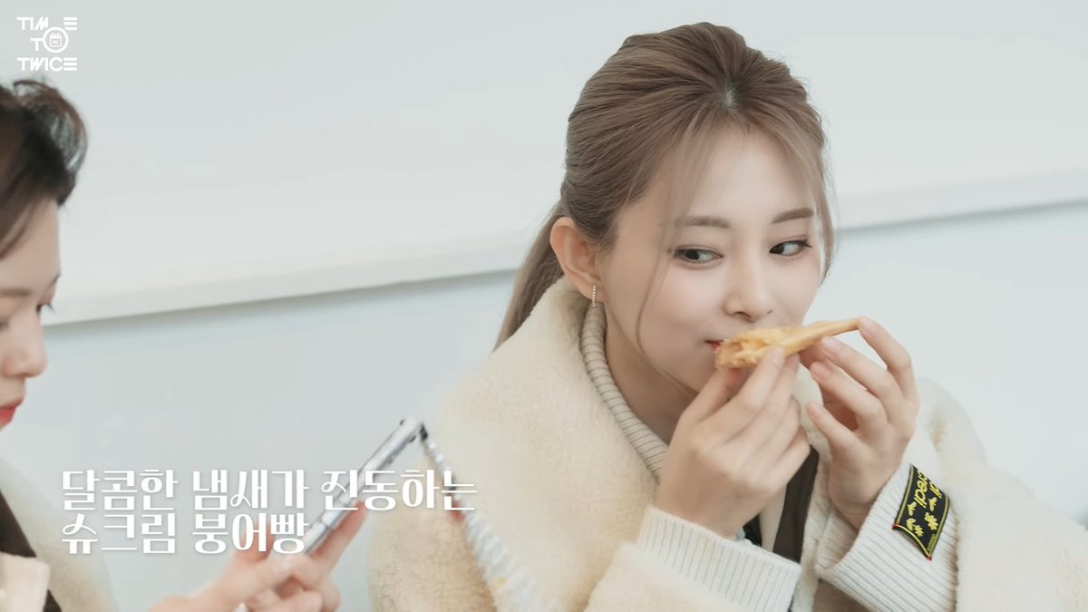 WeLoveTZUYU0614's tweet photo. #TIMETOTWICE #TTT 
#HealingDecember
#TZUYU  #子瑜 #쯔위 #ツウィ #TWICE https://t.co/hS9jtjNo6v