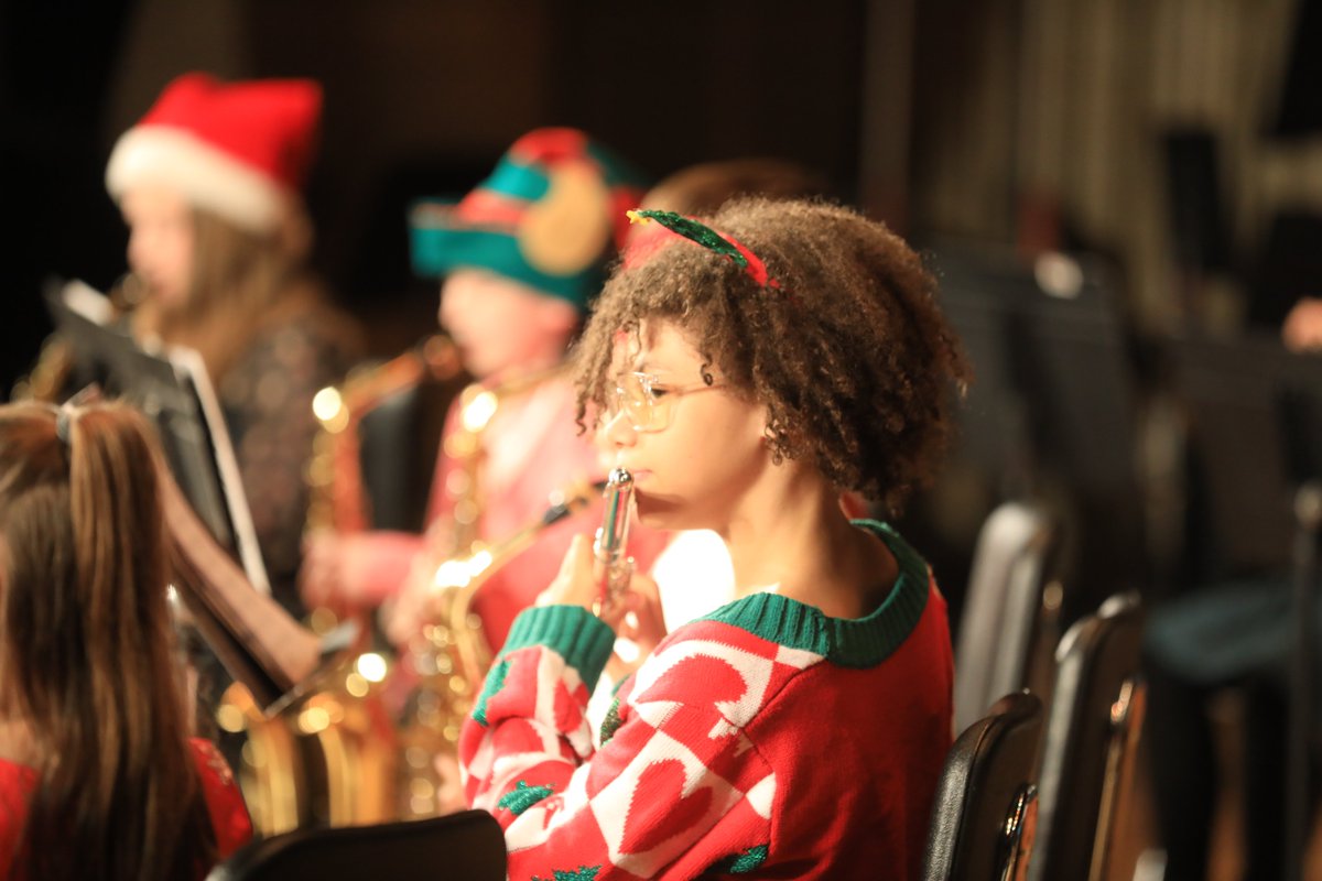 ClydeSavannah_'s tweet photo. WOW! What a show our talented kids put on!
The C-S Elementary Concert was incredible. Festive, fun, and GREAT music! Way to go, Eagles!
#CSrocks
#EducateInspireEmpower https://t.co/wA7fo4R9VQ