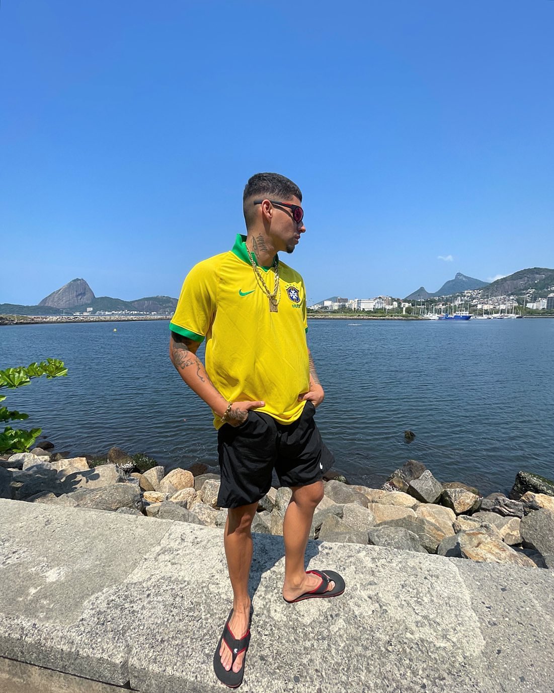 katie-katiesatiro-twitter