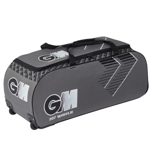 ONLY 2 SHOPPING WEEKENDS TO GO ! Just a gentle reminder that the clock is ticking down to Christmas with just two shopping weekends left to find that gift for the cricketer close to you at owzat-cricket.co.uk ... hope to see you online later .